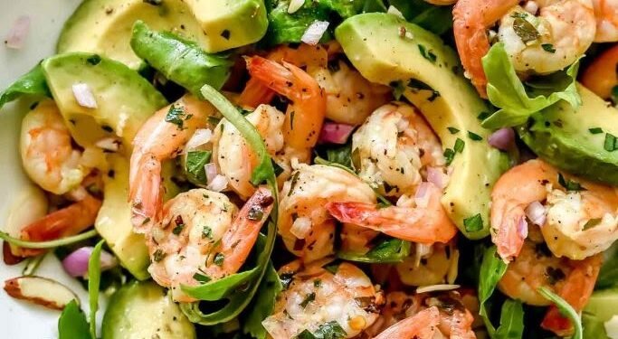 Ensalada de Langostinos y palta