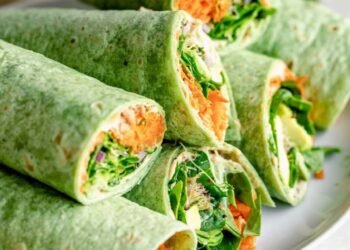 Wrap de espinaca con hummus
